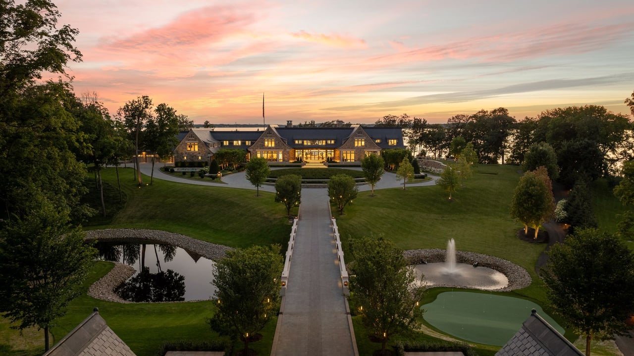 2770 Gale Road, Wayzata