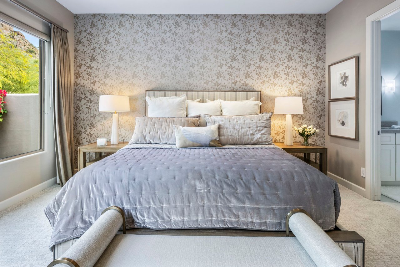 11129 E JUAN TABO Road