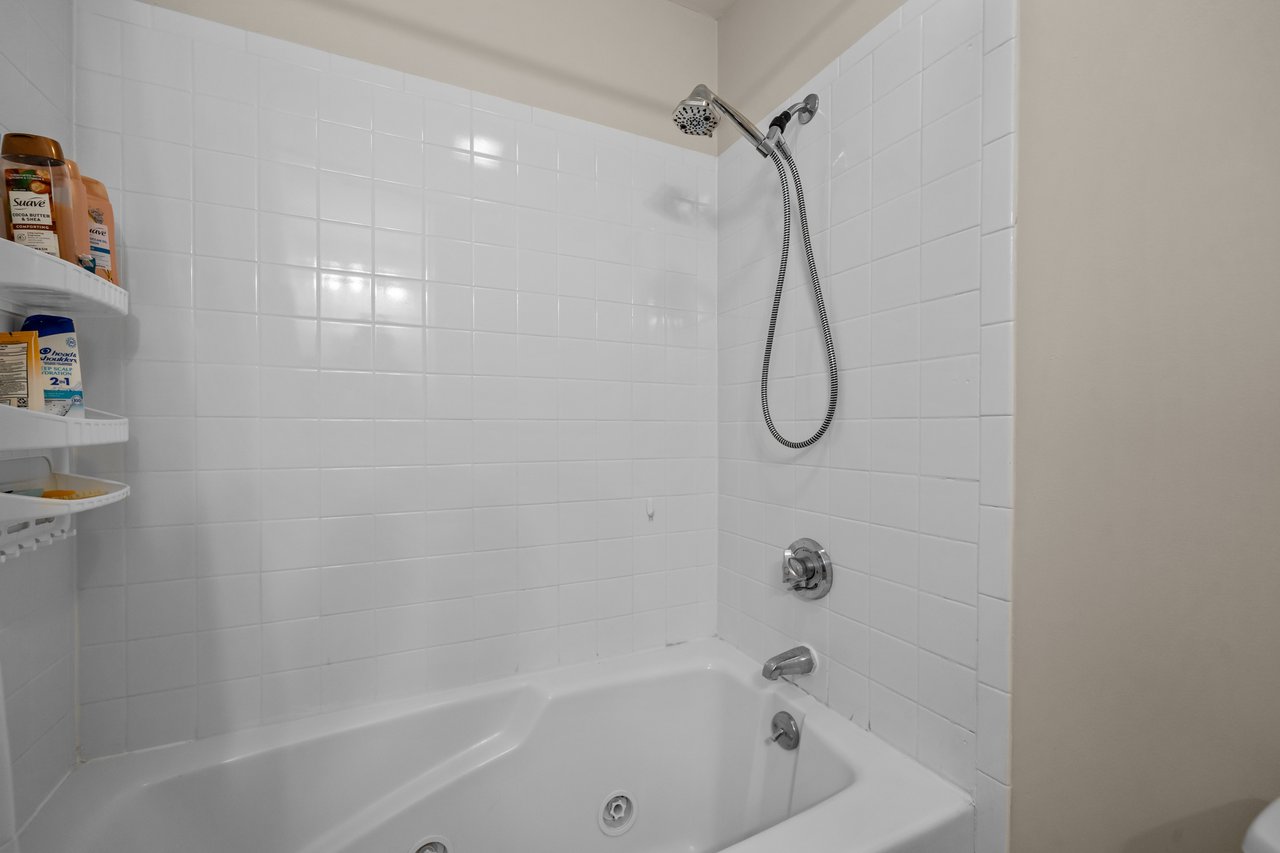 374 Meridian St Extension APT 68