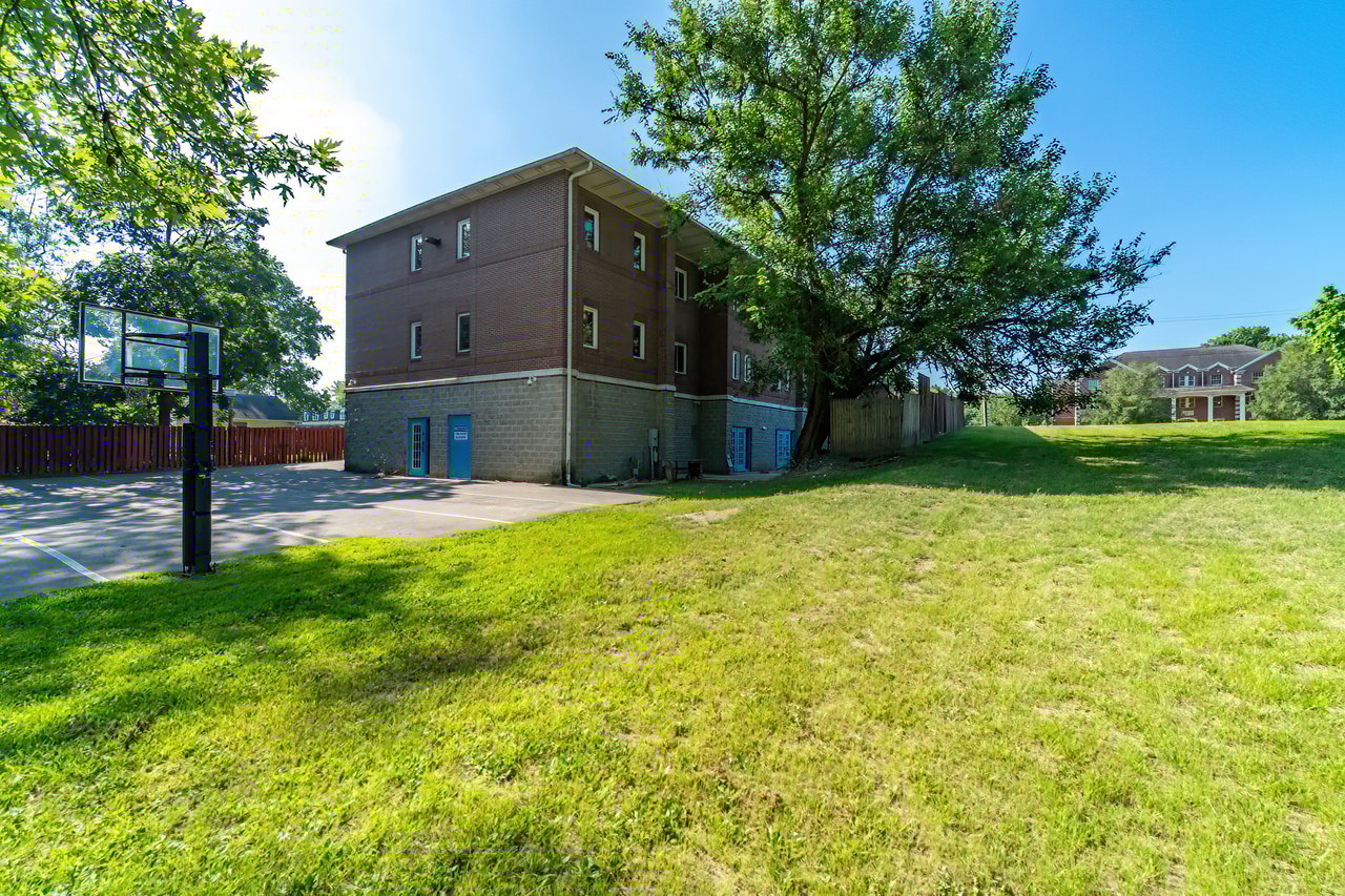 Ball State Greek House Goes to Public Auction