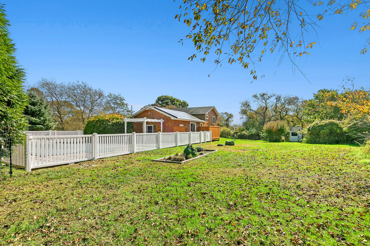 239 South Essex Street