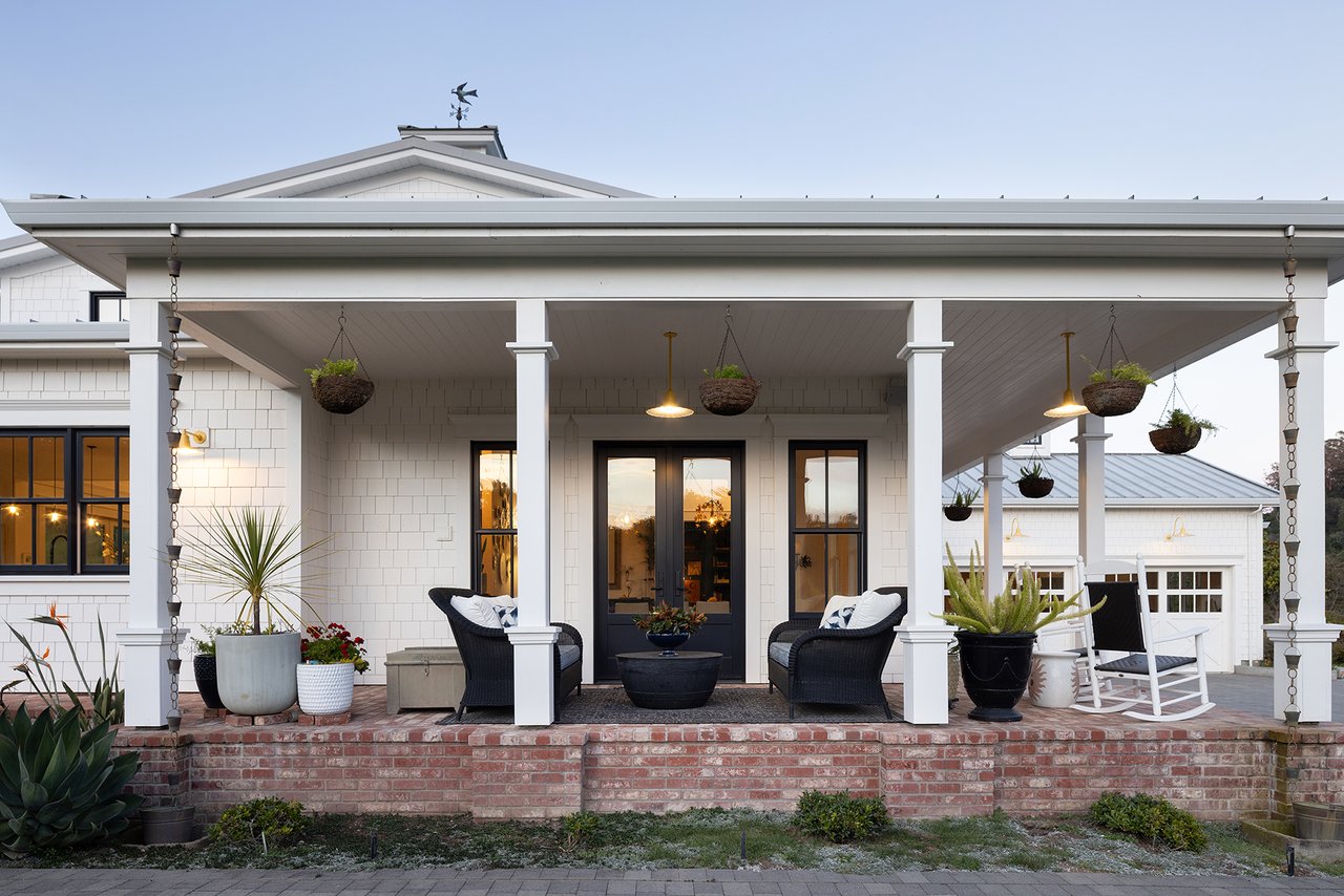 Honey Hill - 365 Race Horse Ln