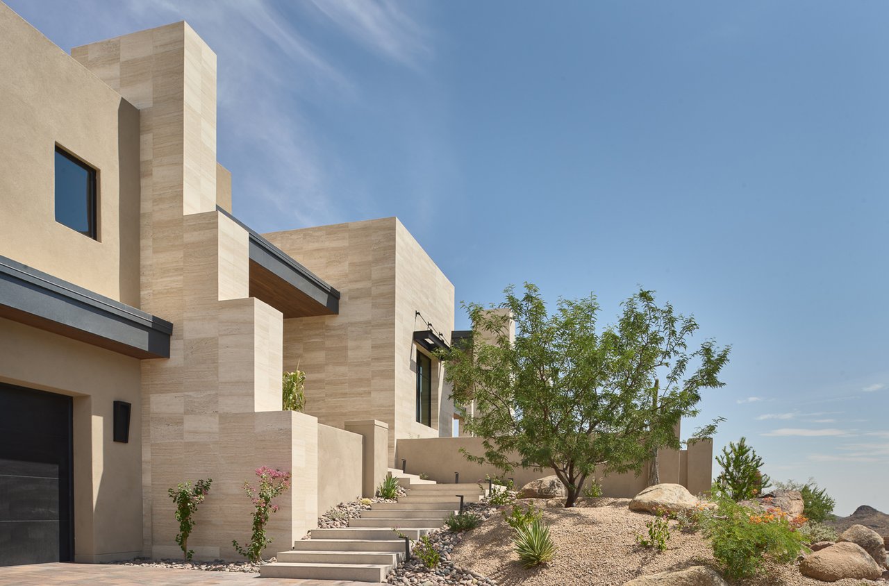9619 N SOLITUDE Canyon