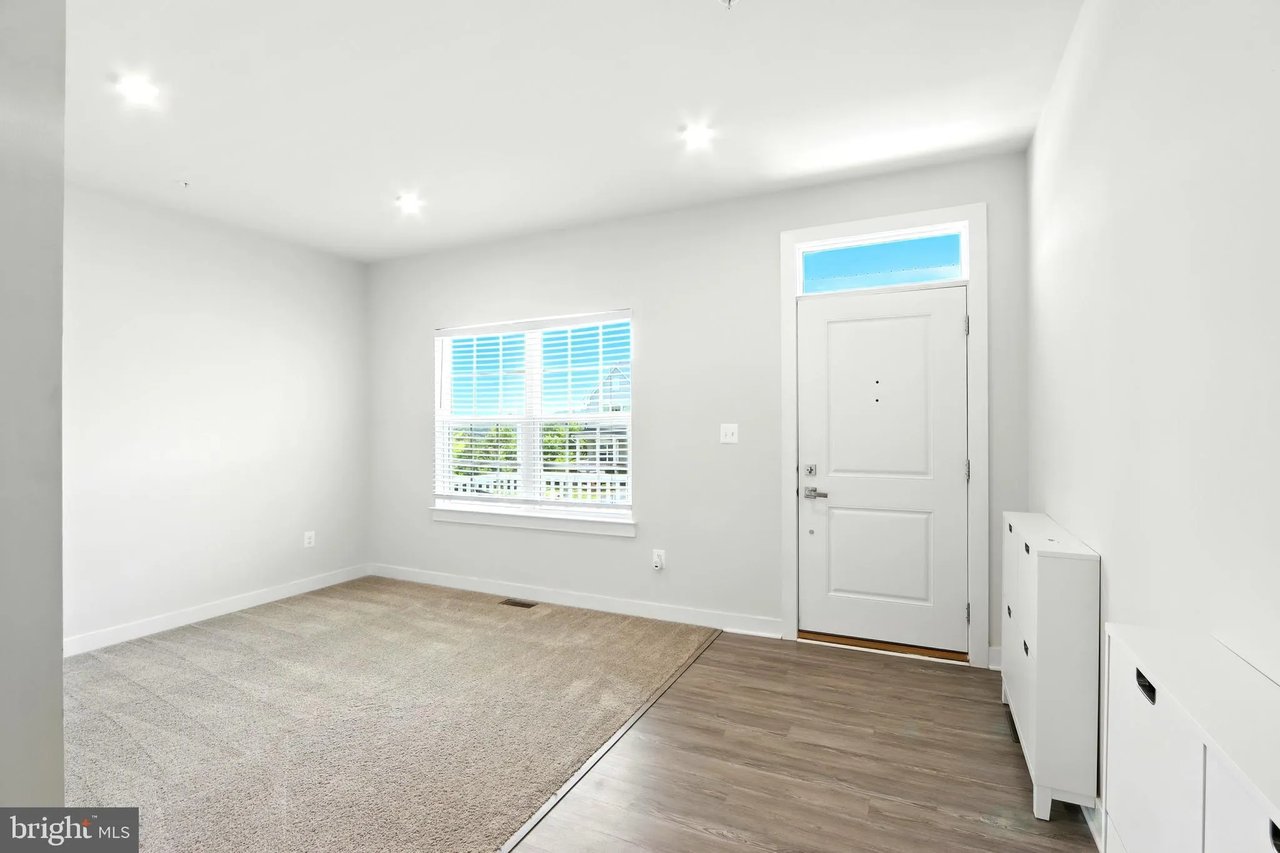 6015 Charles Henry Pl