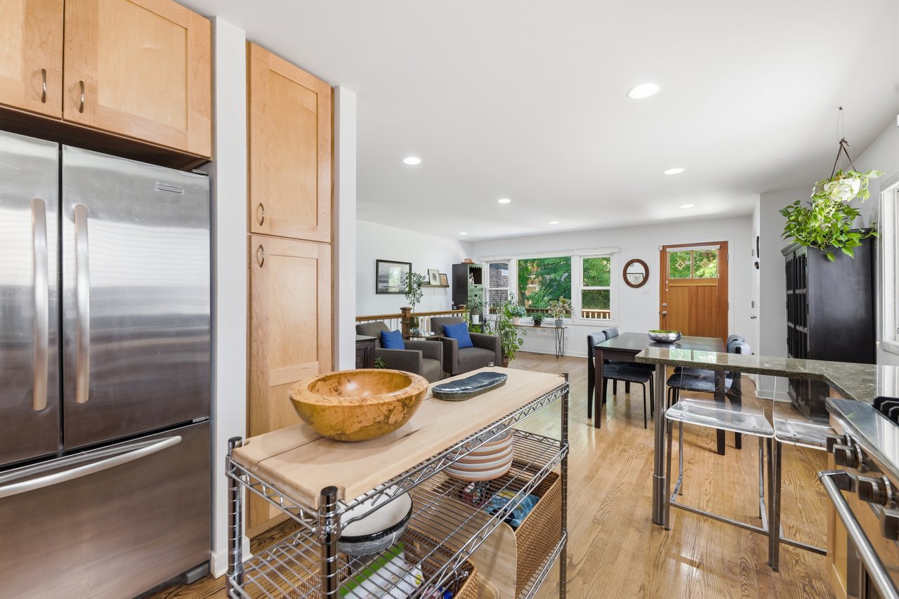 1429 W Huron Street