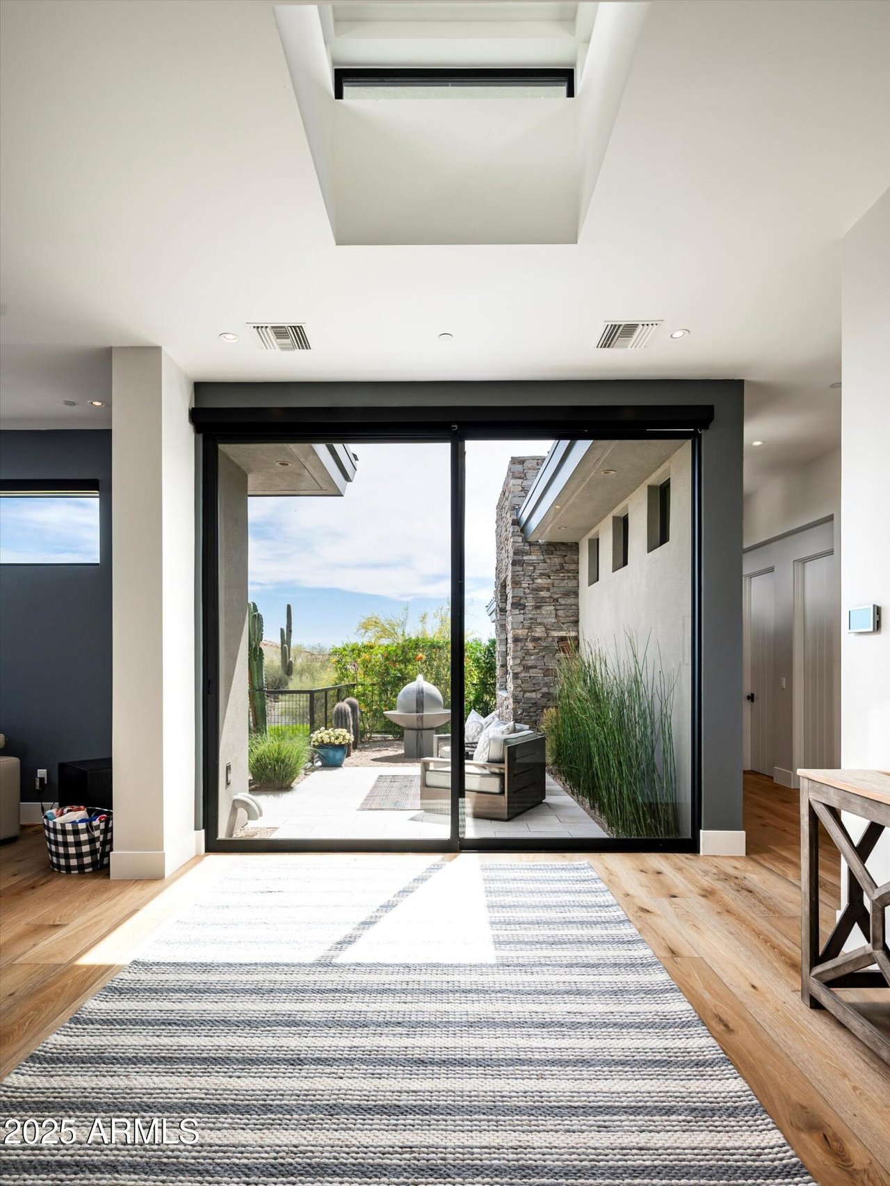 8328 E WHISPER ROCK TRL