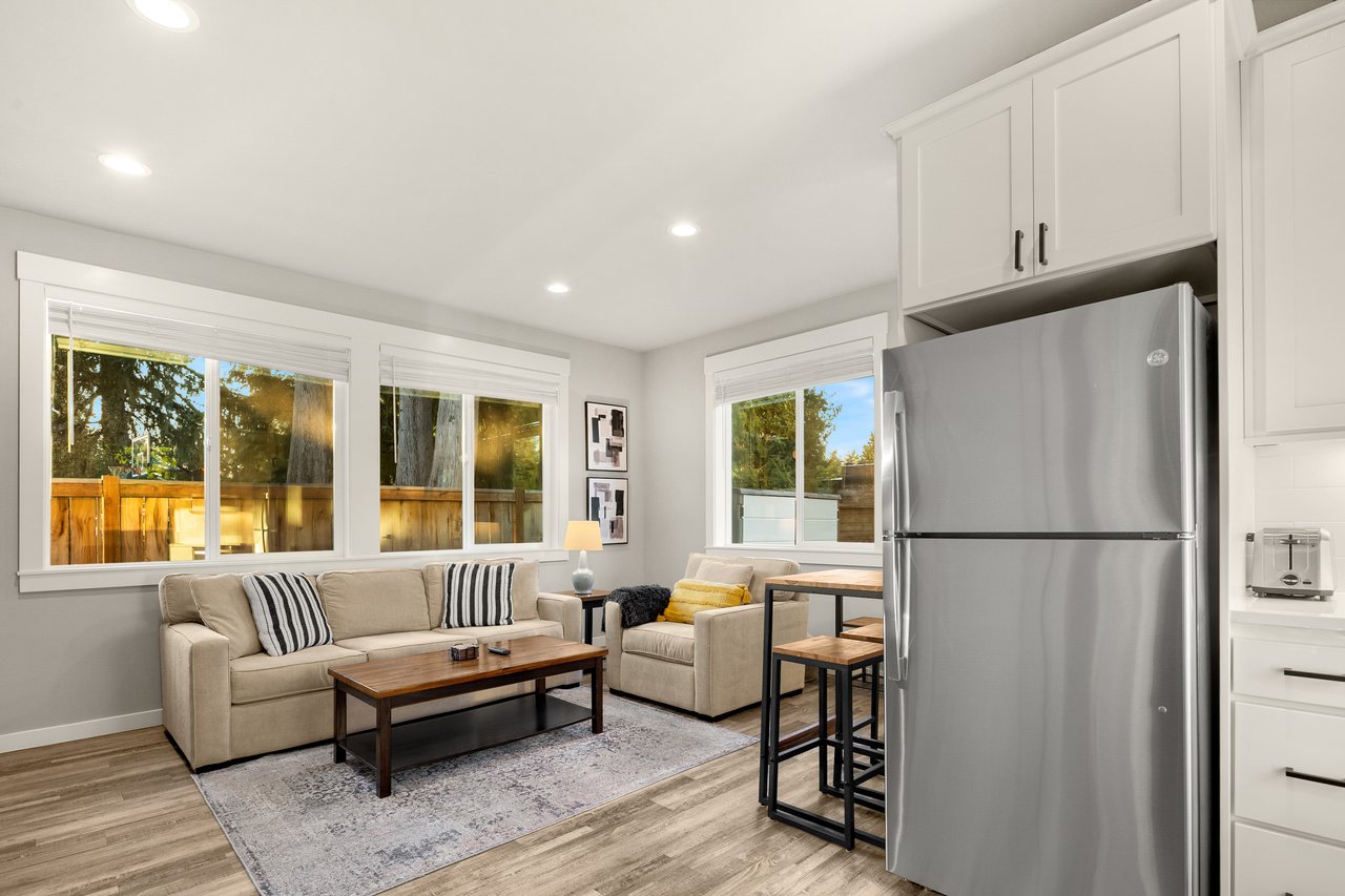 13005 NE 73rd Street Unit: 2