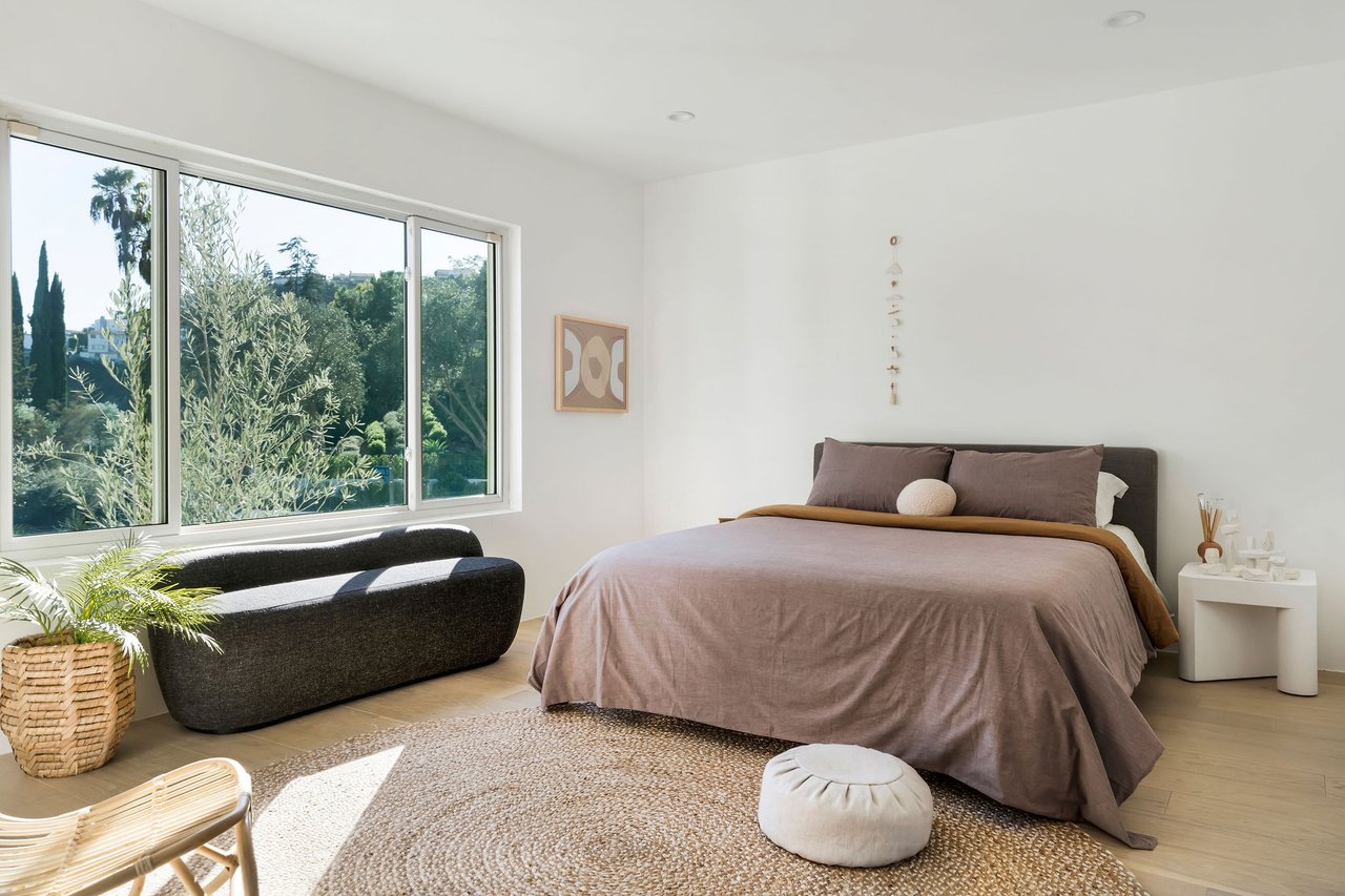 2600 Zorada Drive