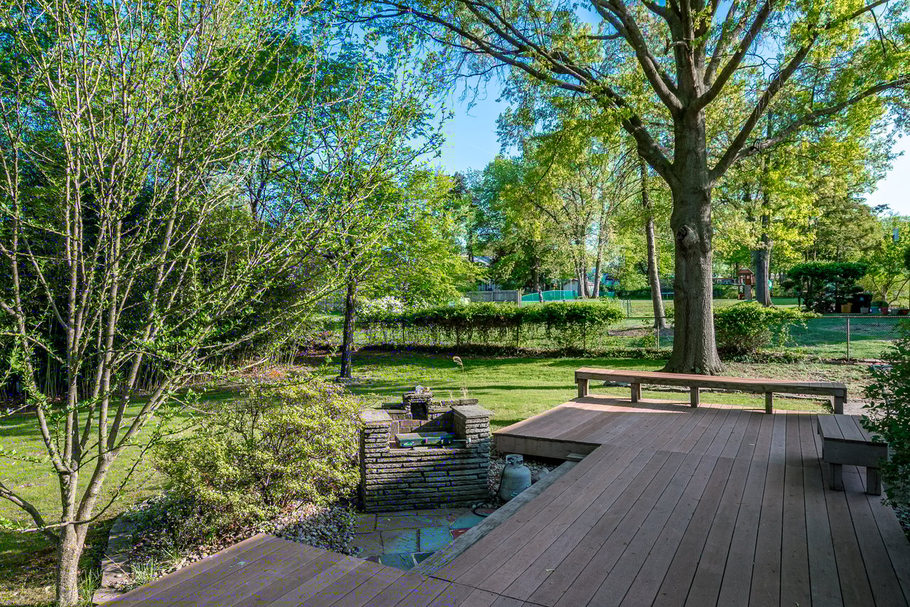 12 Sherry Rd
