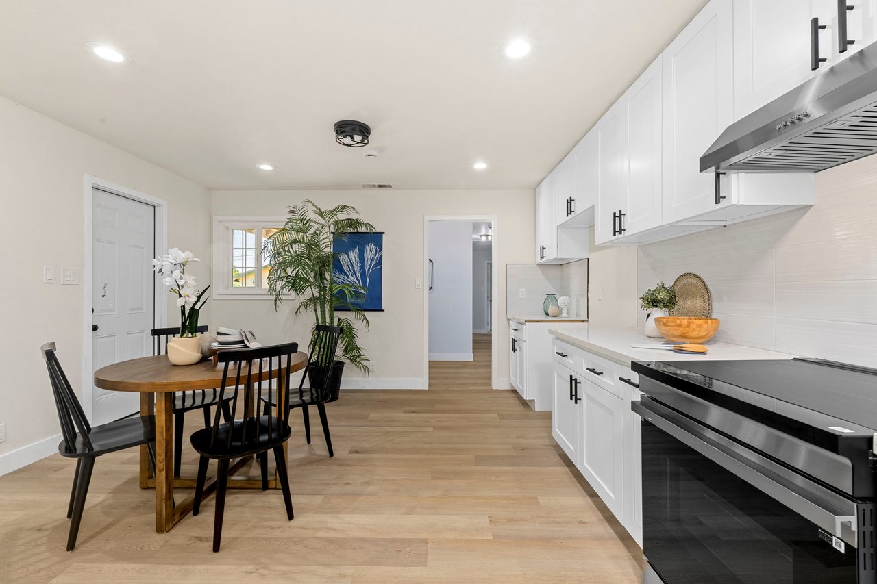 1007 Harold Ln