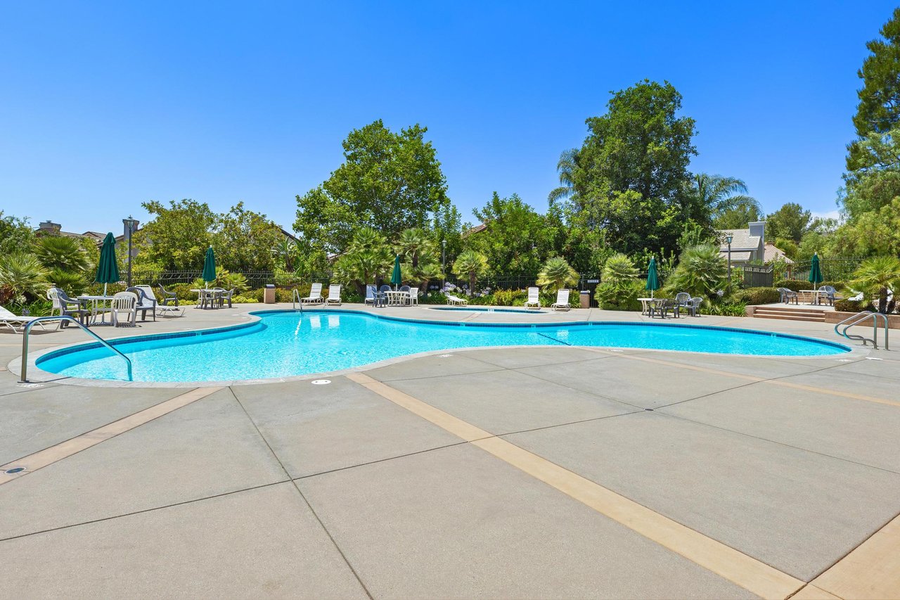 3098 Espana Ln