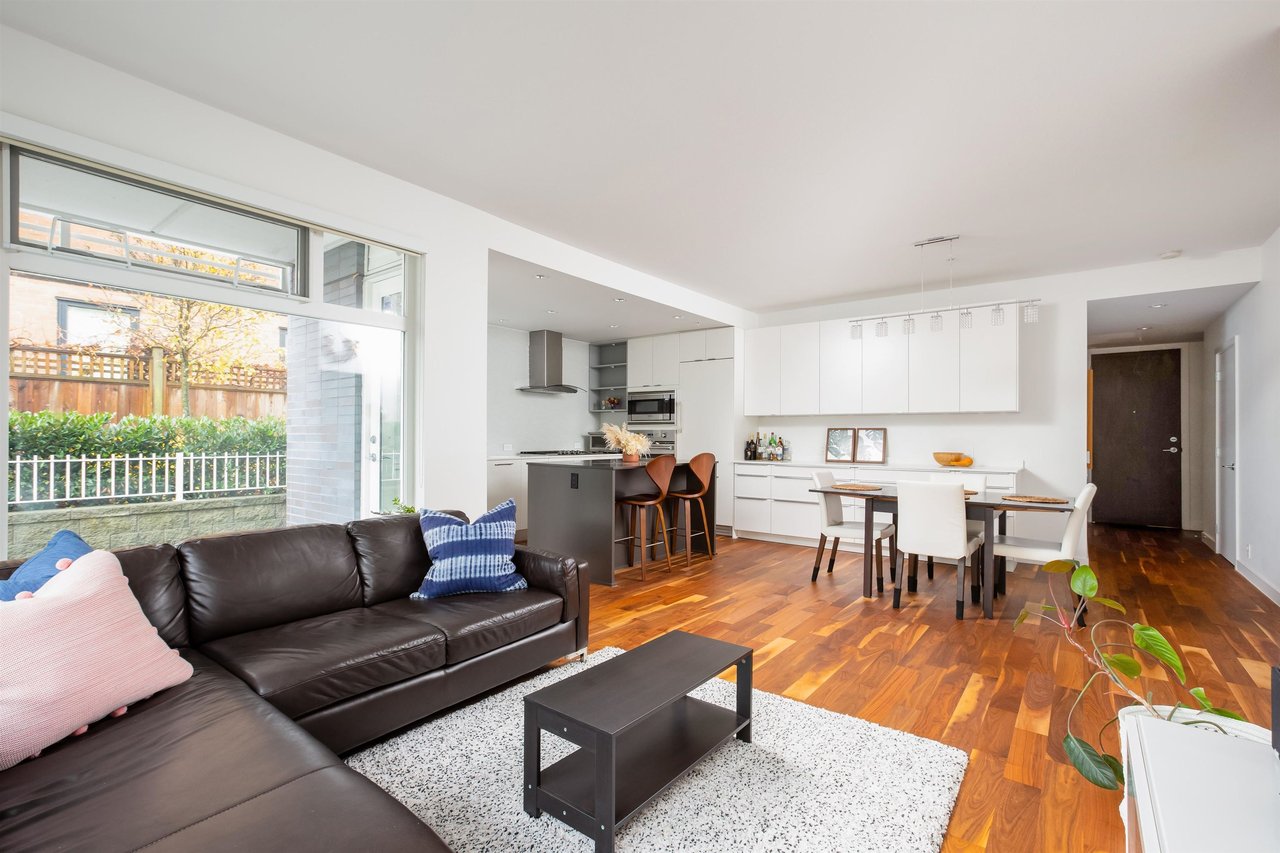 4867 Cambie St, #103