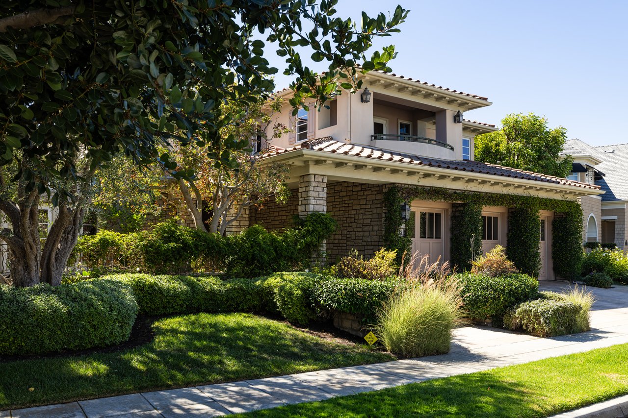23 Gleneagles Drive