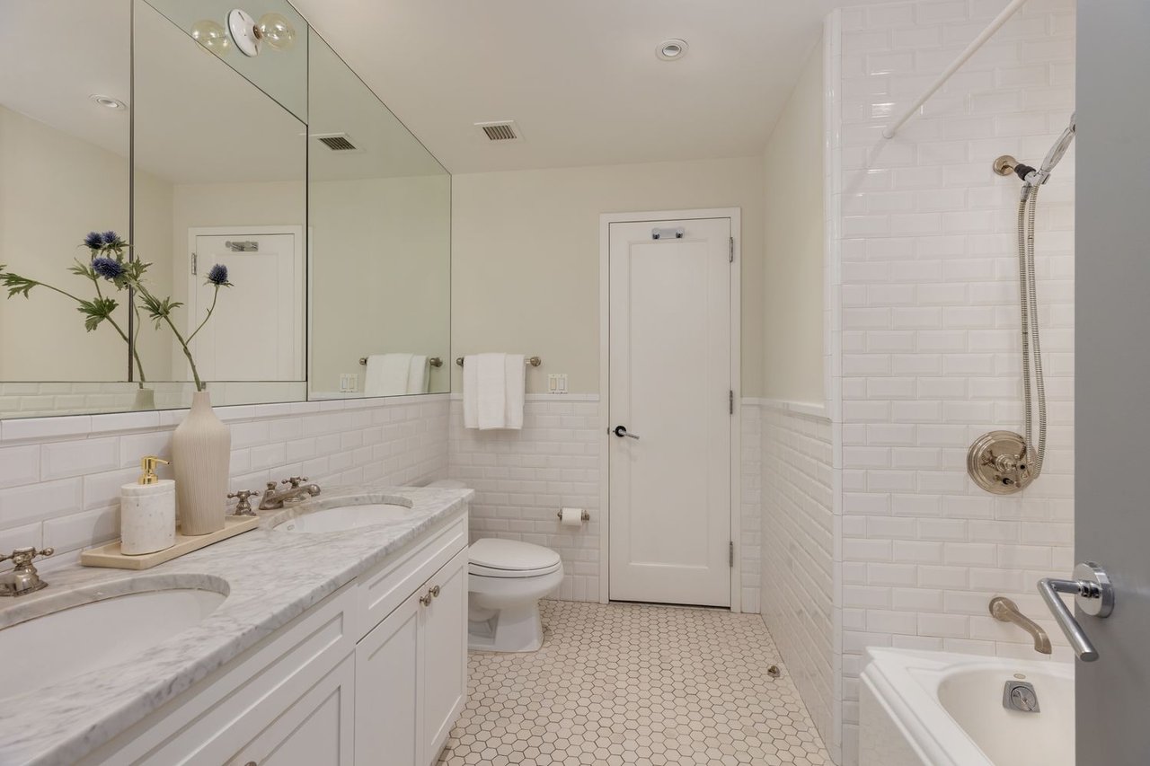 18 Leonard Street 2D