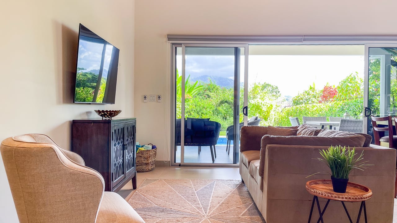 Gorgeous 2 Bedroom Villa with Mountain View