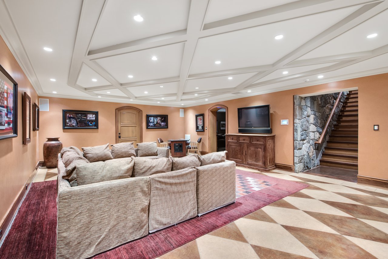 68 Quarry Lane