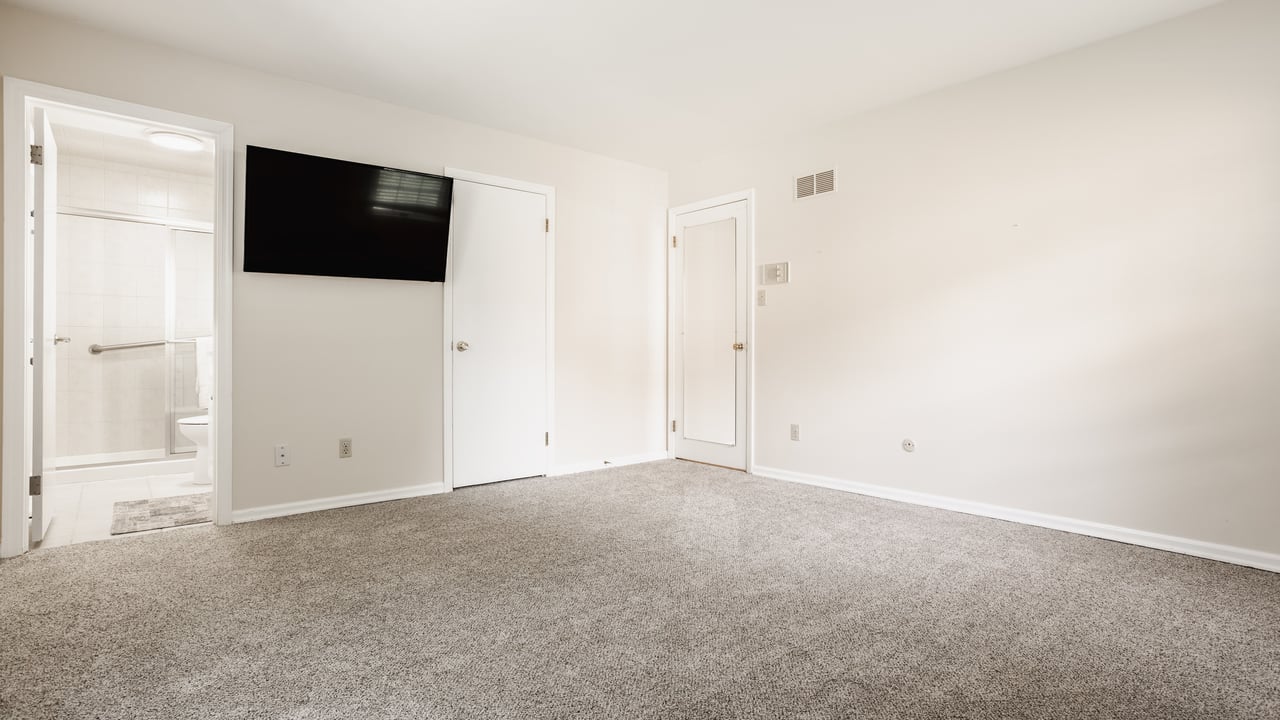 1200 Frederick Drive South