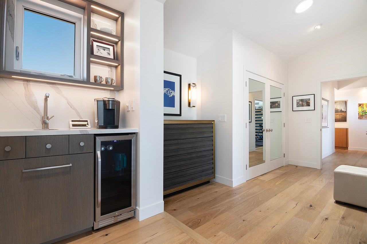 1904 N. Crescent Heights Blvd.