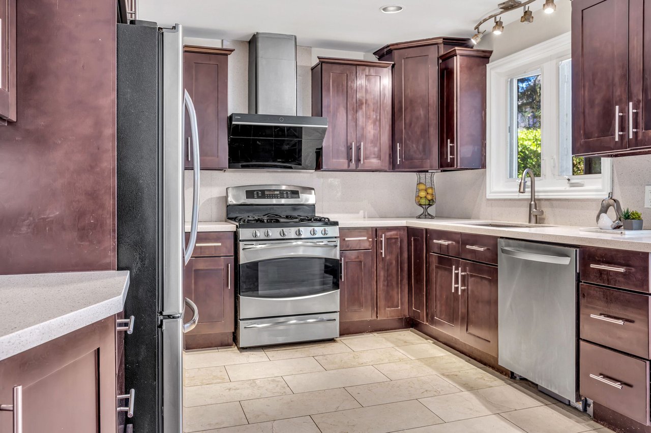 2477 Catherine Jean Lane