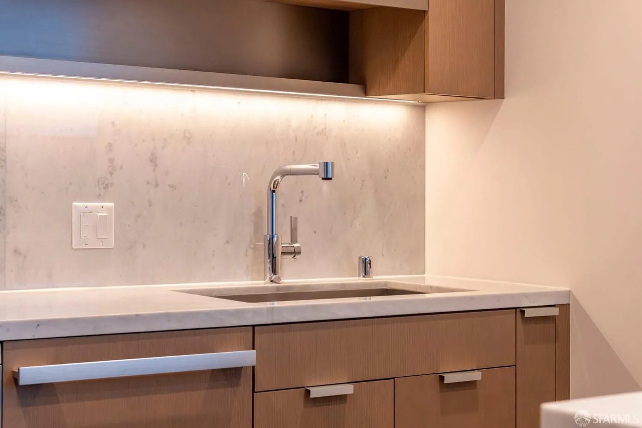 488 Folsom St Unit 3503