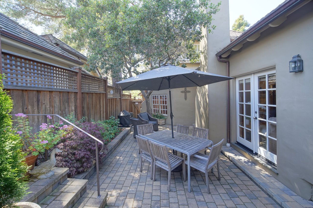 Monte Verde 3 NE of 13th, Carmel-by-the-Sea
