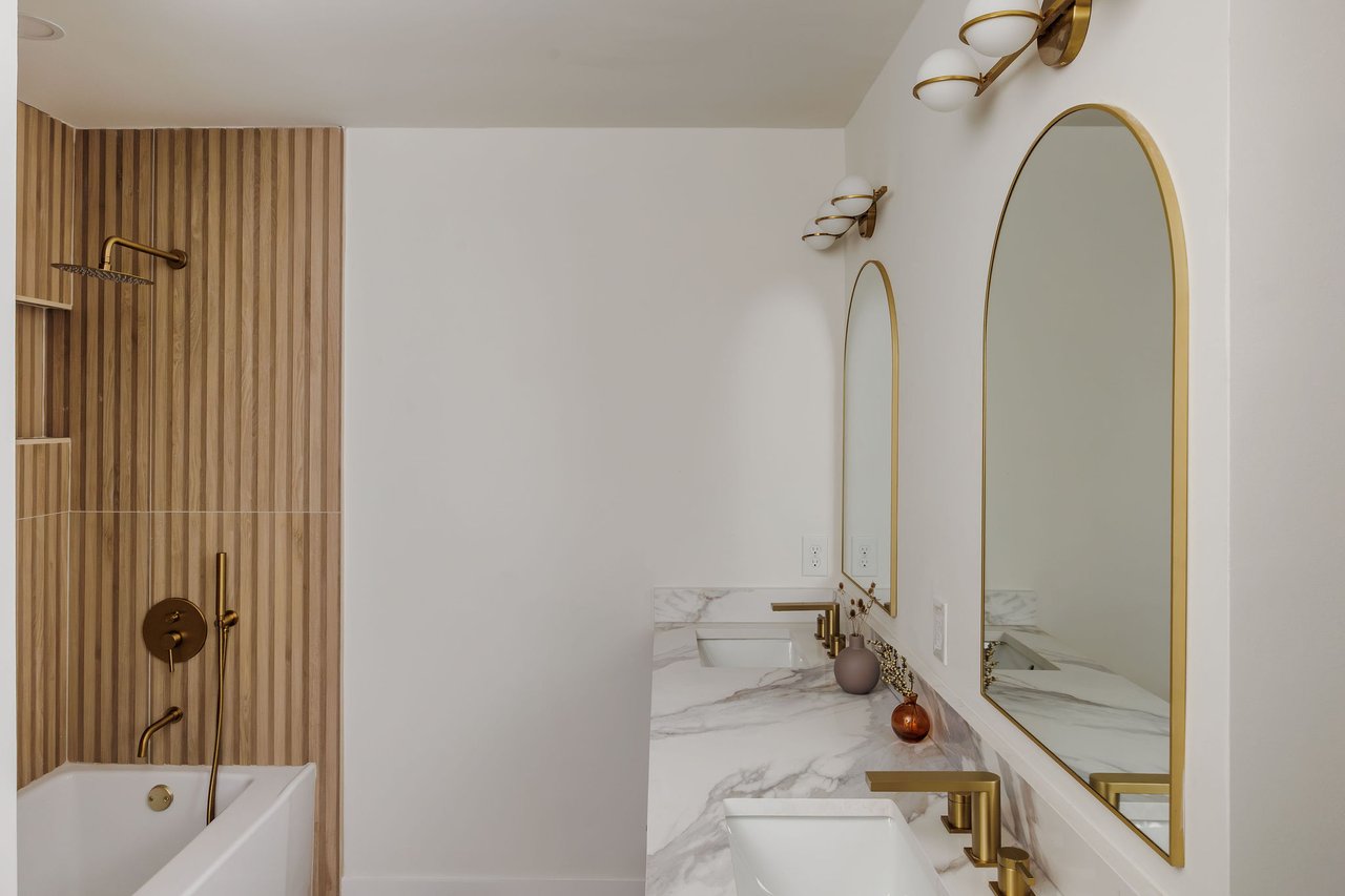 2210 Comburg Castle WAY