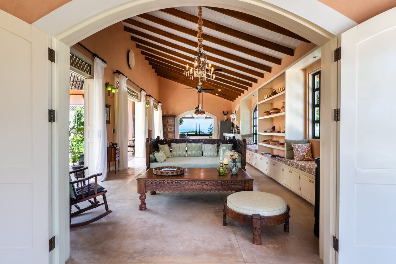 Chakra Bohemian Retreat / Las Delicias, Montezuma , Cóbano