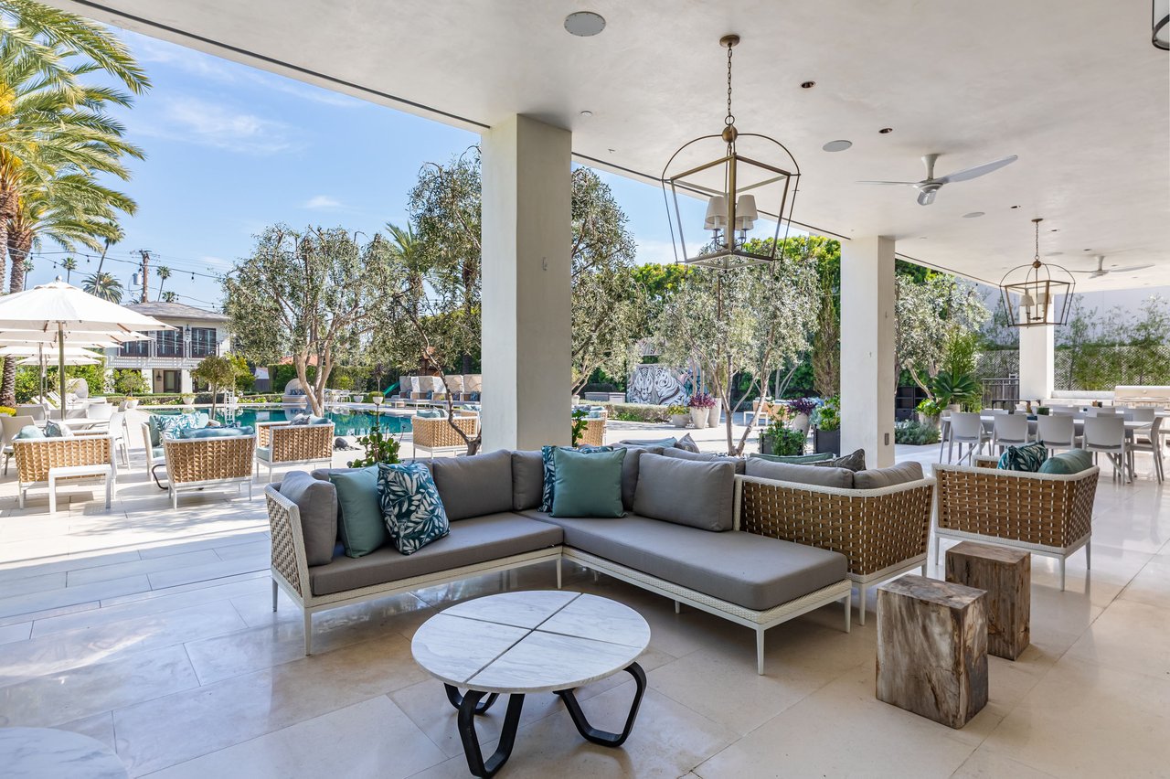 618 N Beverly Dr, Beverly Hills 