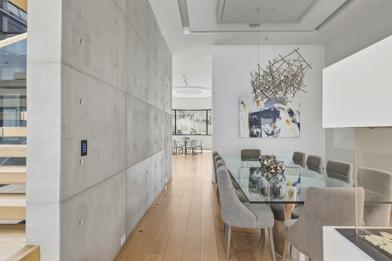 12 Winton Road