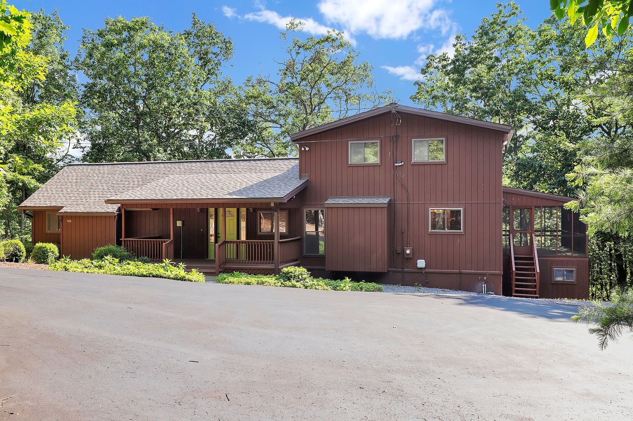 986 Walden Rd, Hedgesville, WV 25427