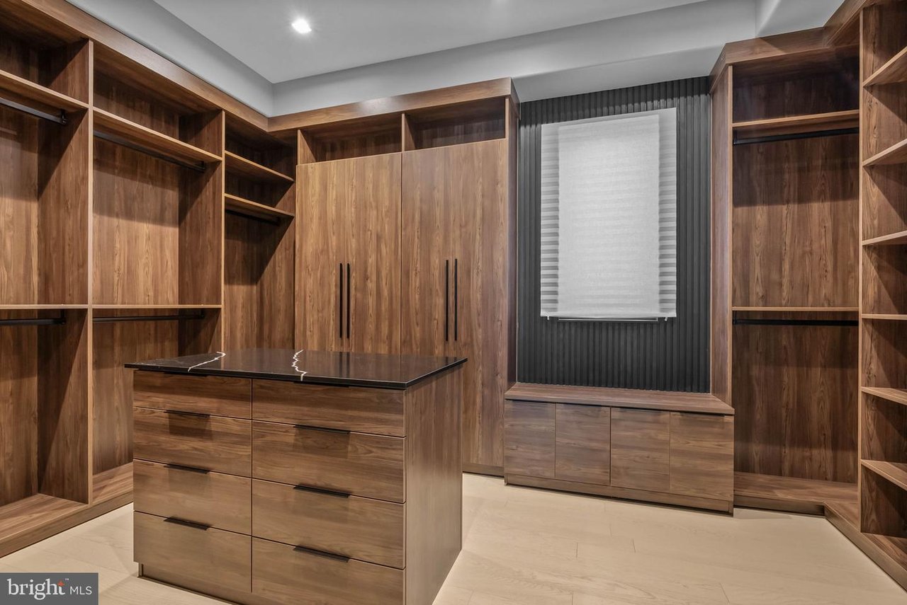 110 S Bonsall St, Philadelphia, PA 19103