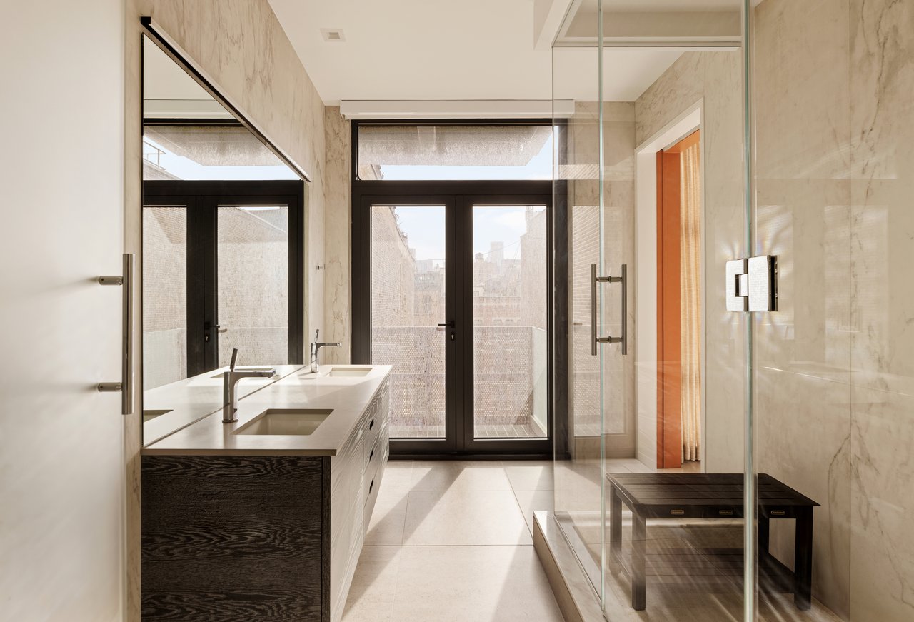 Private NoHo Residence 