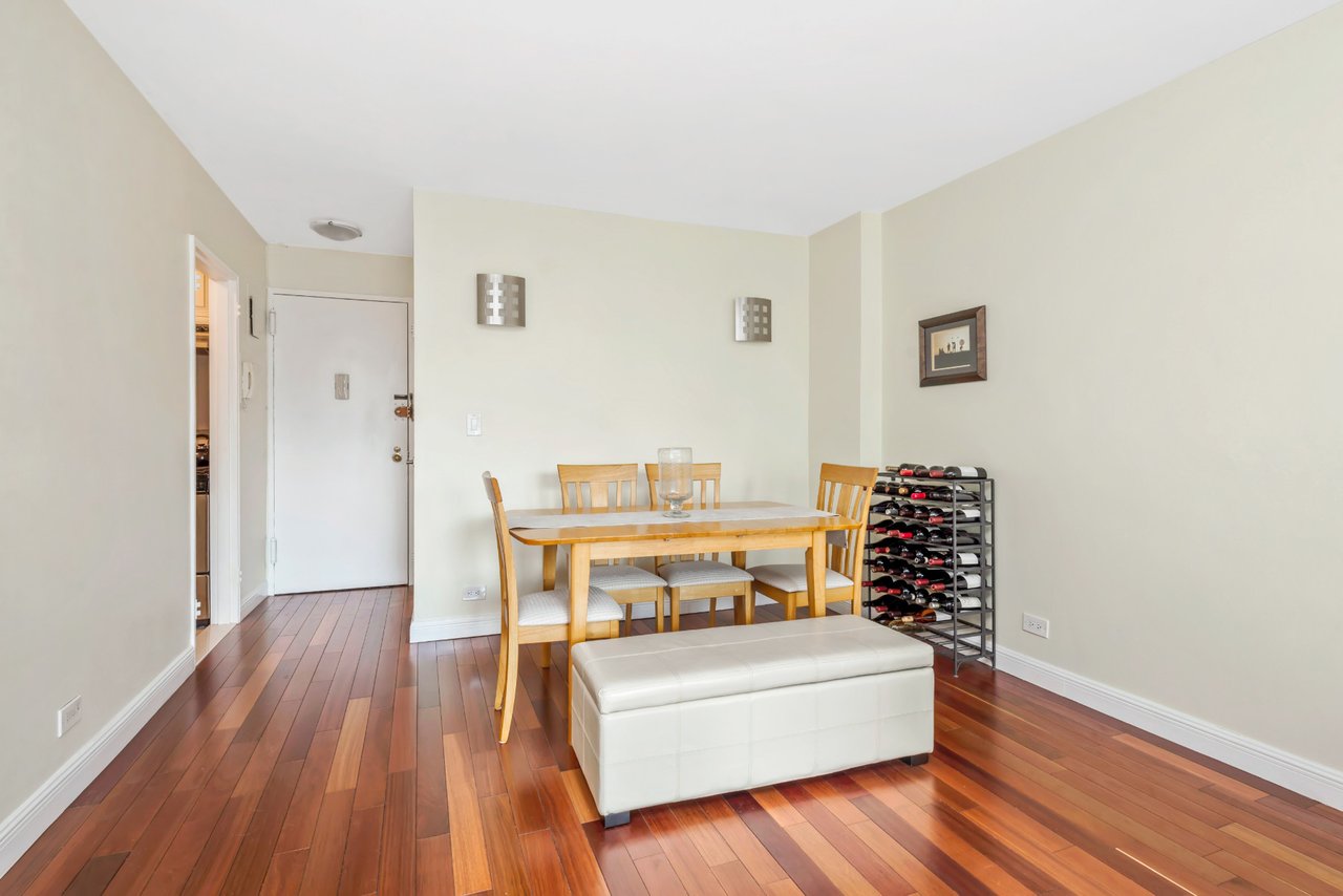 101 West 12th St #12X