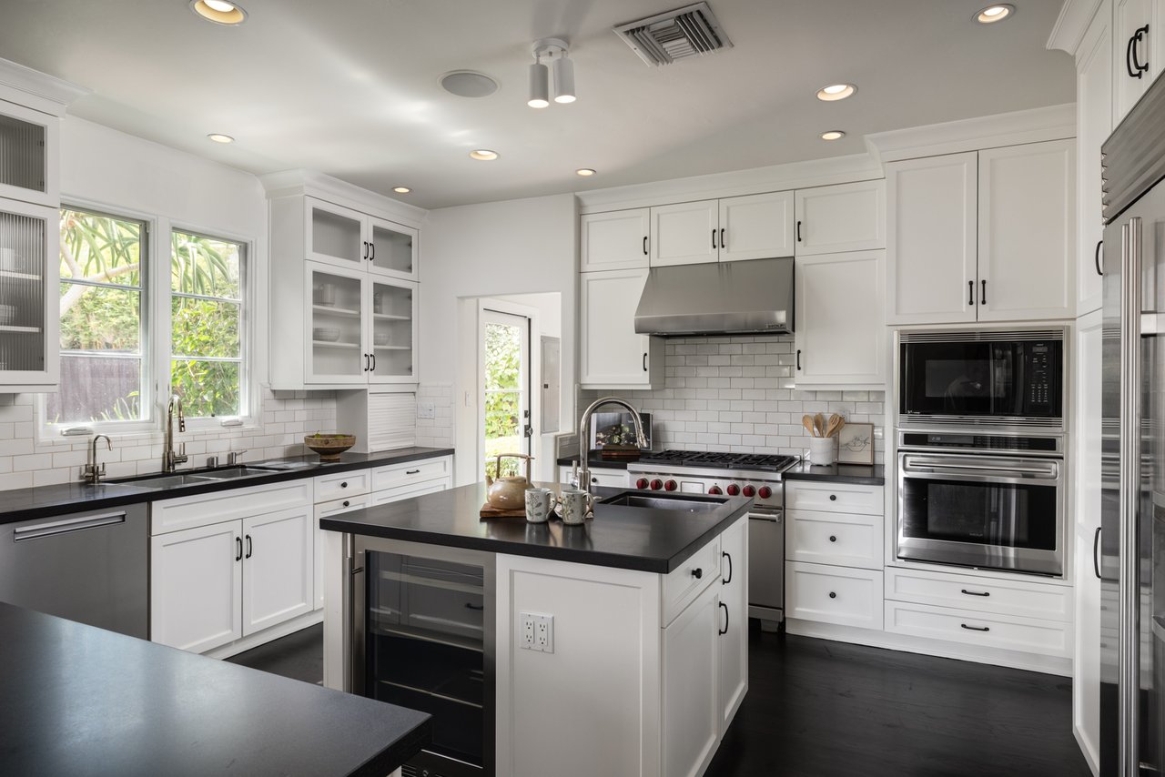 560 16th St, Santa Monica