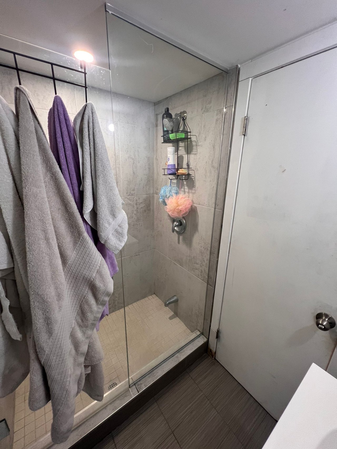 316 Queen St E Unit: 314