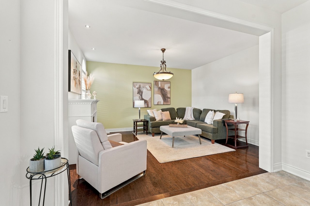 Family Living in the Heart of Lakeshore Woods