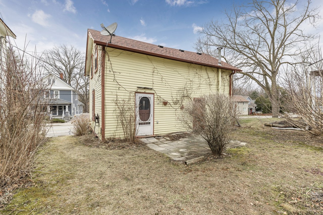410 Eagle Street, Newmarket, ON L3Y 1K6