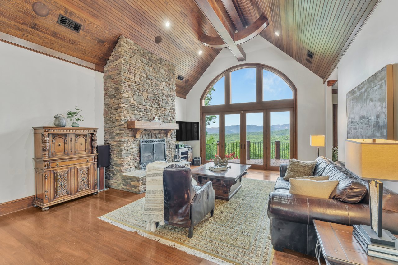 156 Cherokee Rose Trail