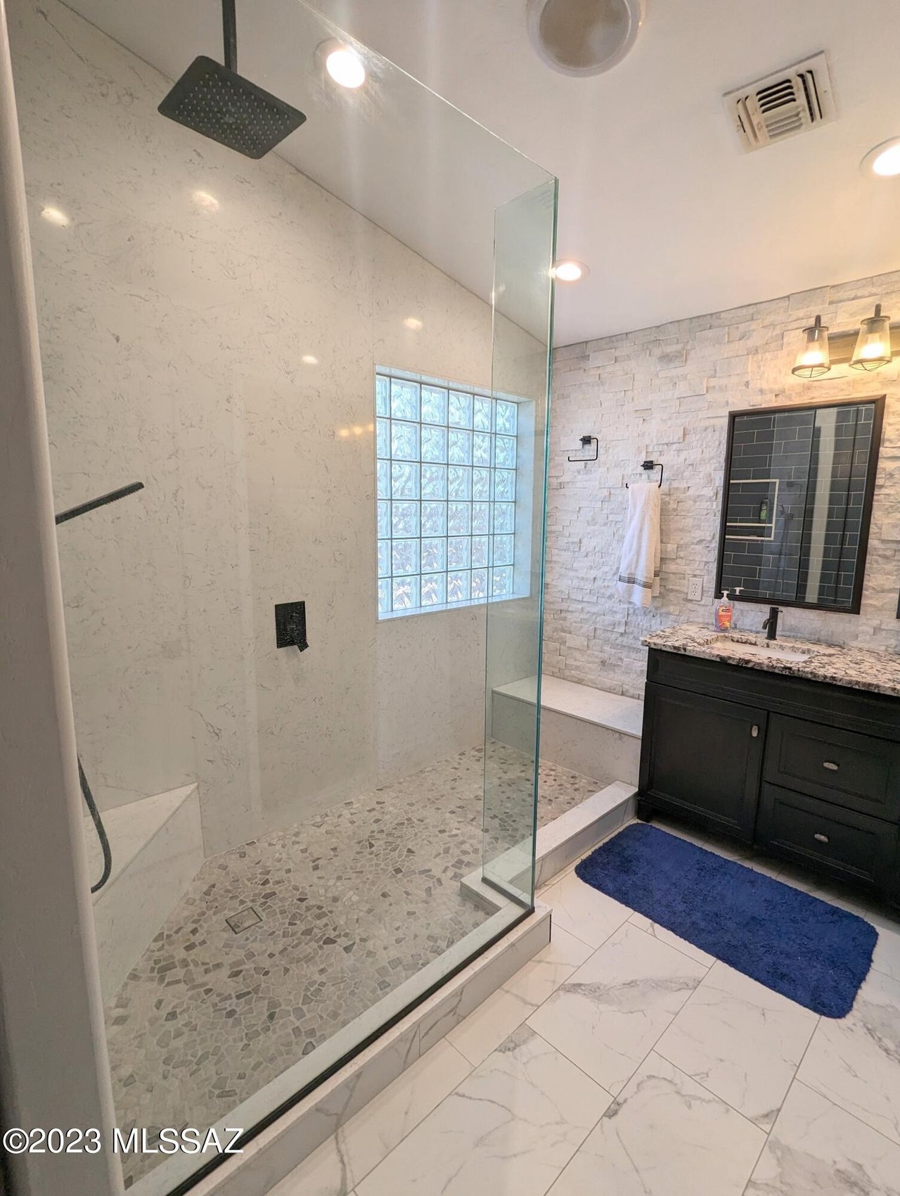 757 E Blue Rock Way