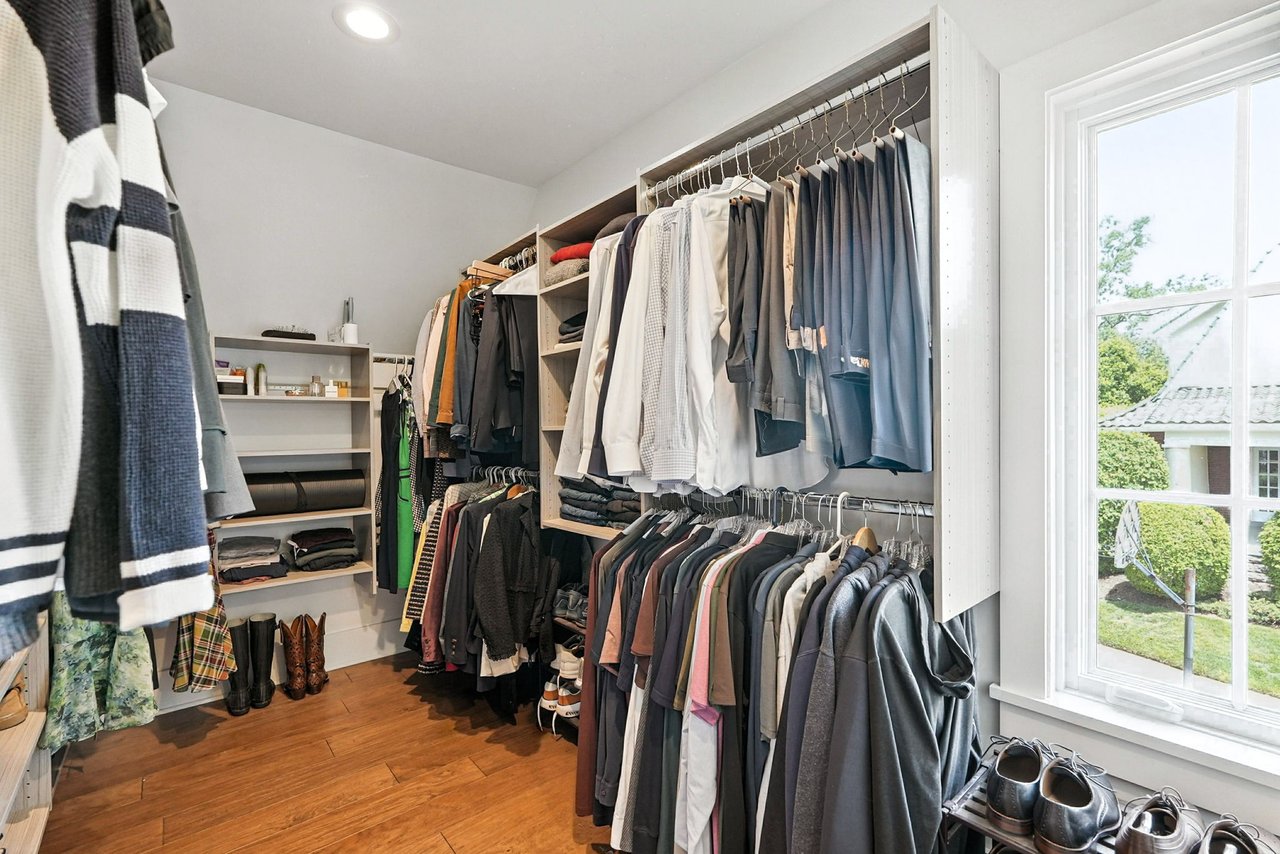 86 Standish Blvd
