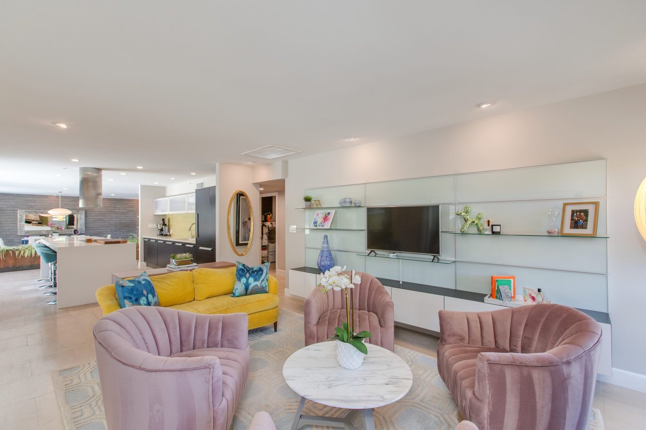 2230 E Belmont Avenue