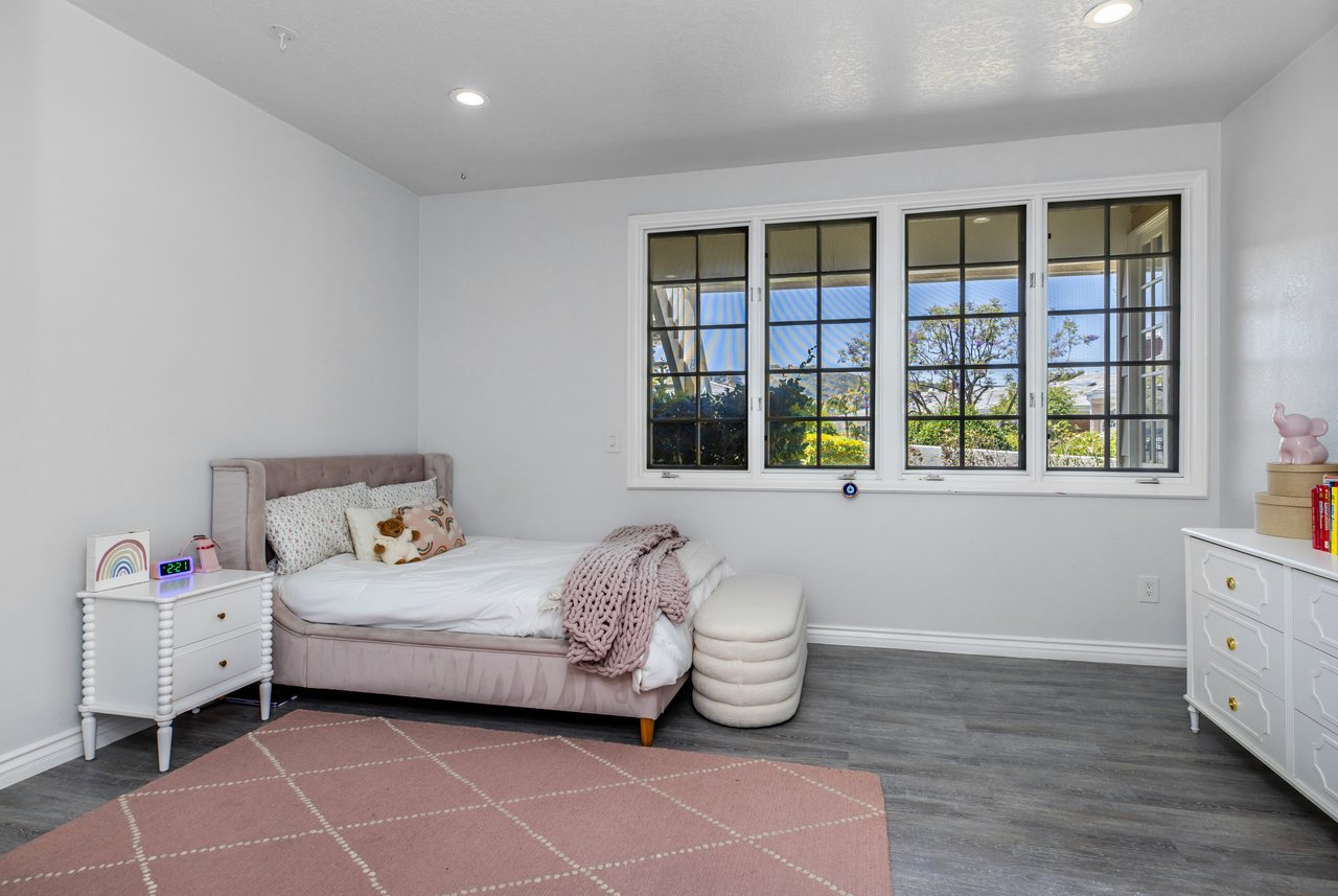 2254 The Terrace - Brentwood, Los Angeles