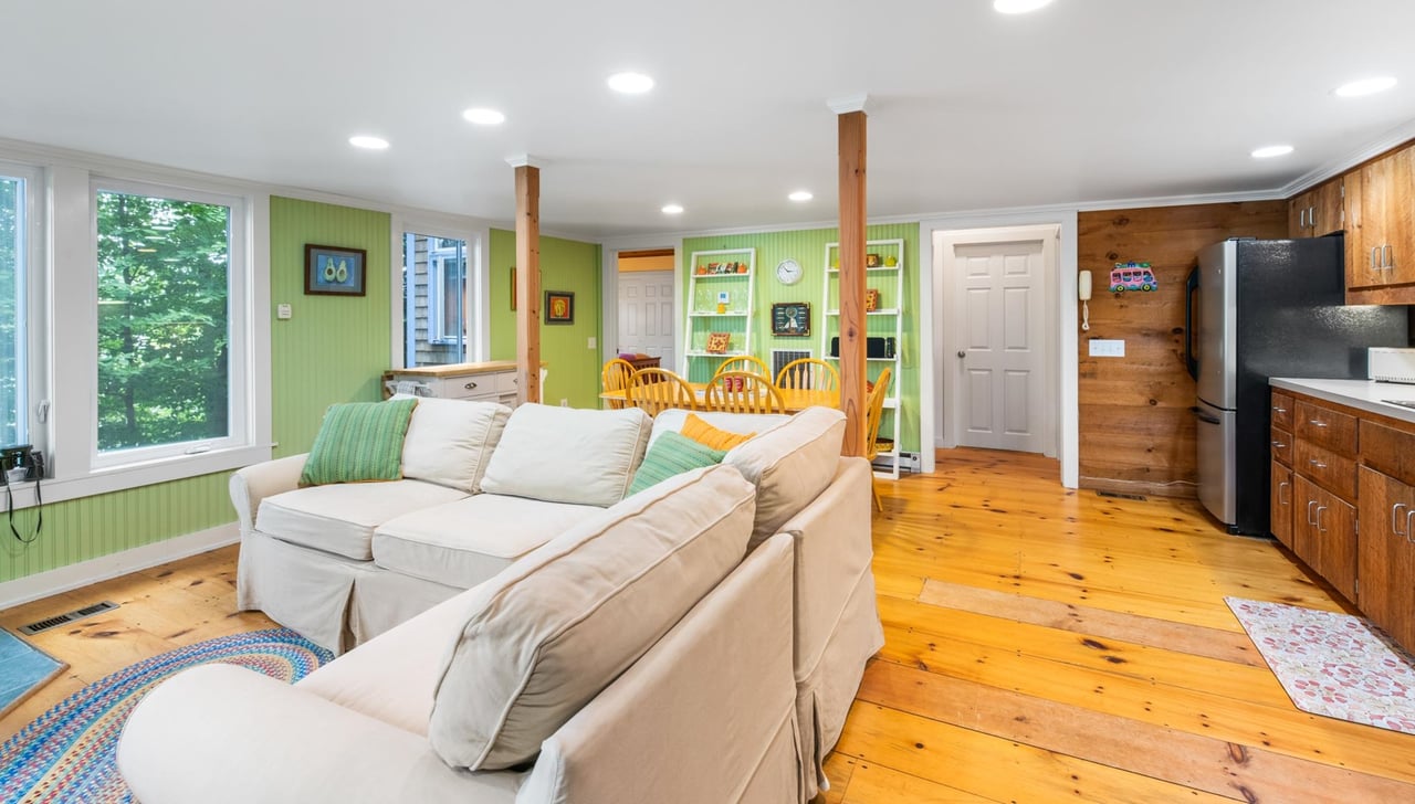 31 Lakewood Manor Rd