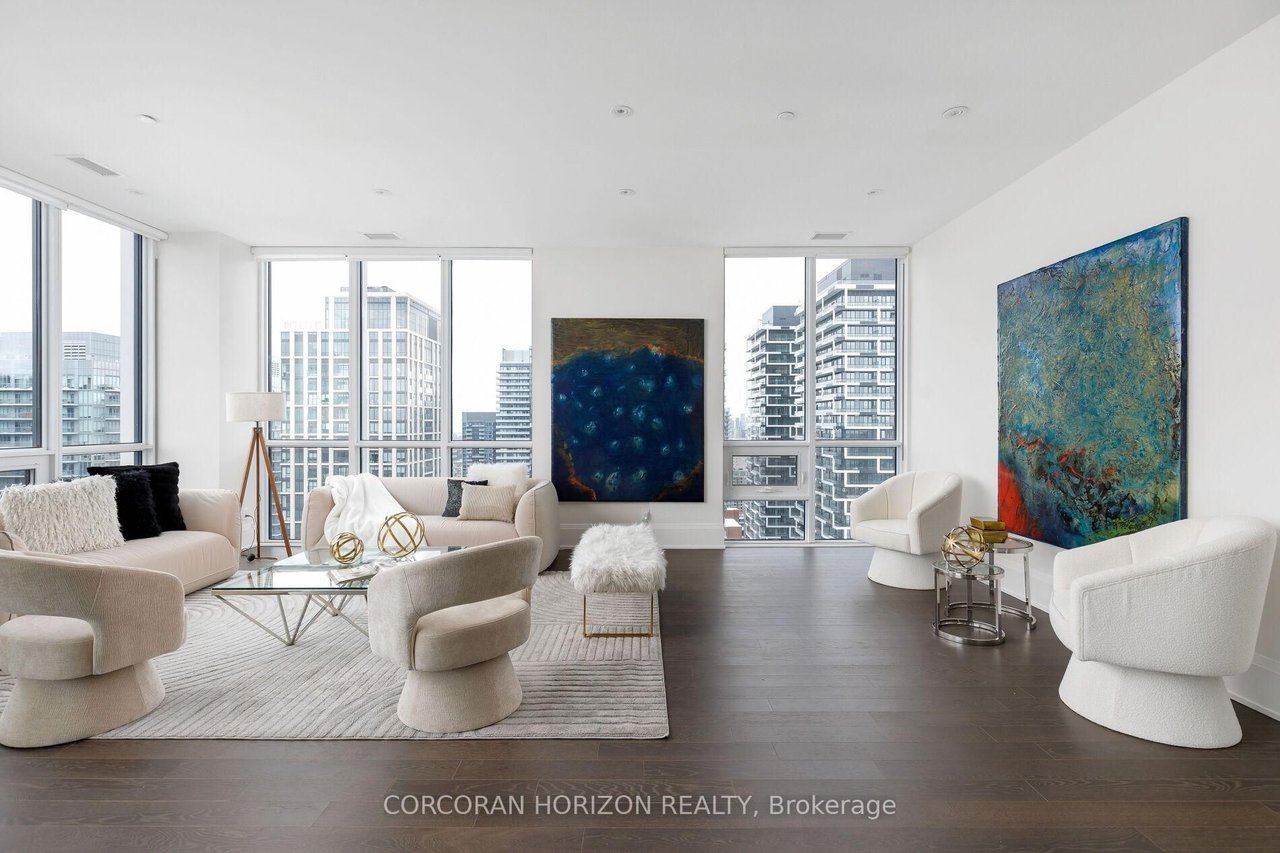 PENTHOUSE OPULENCE BY THE EGLINTON LRT