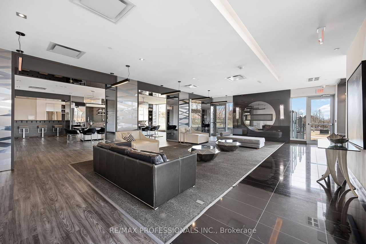 JADE WATERFRONT CONDOS 