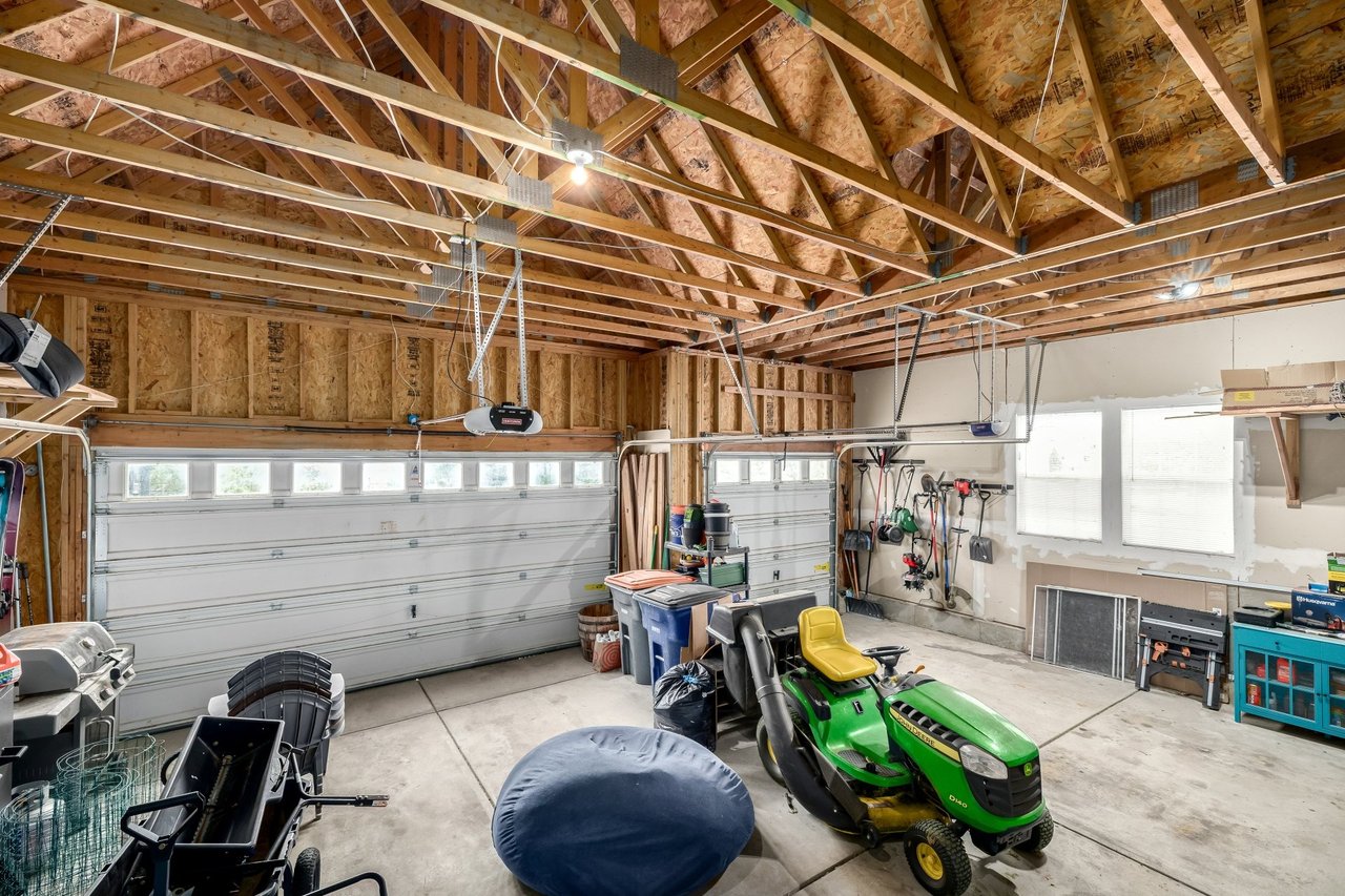 Just Listed: An Acre of Mountain Views and Elegance in Rinn Valley