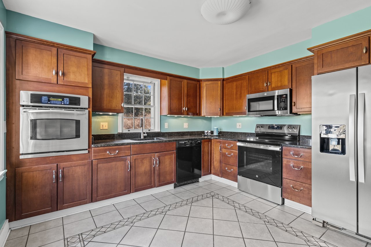 2016 Stonesthrow Road