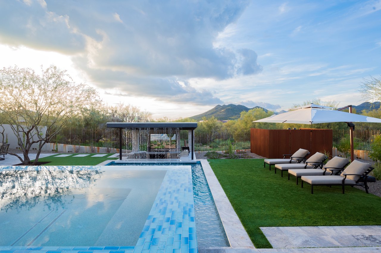 35584 N ROLLING CREEK Drive