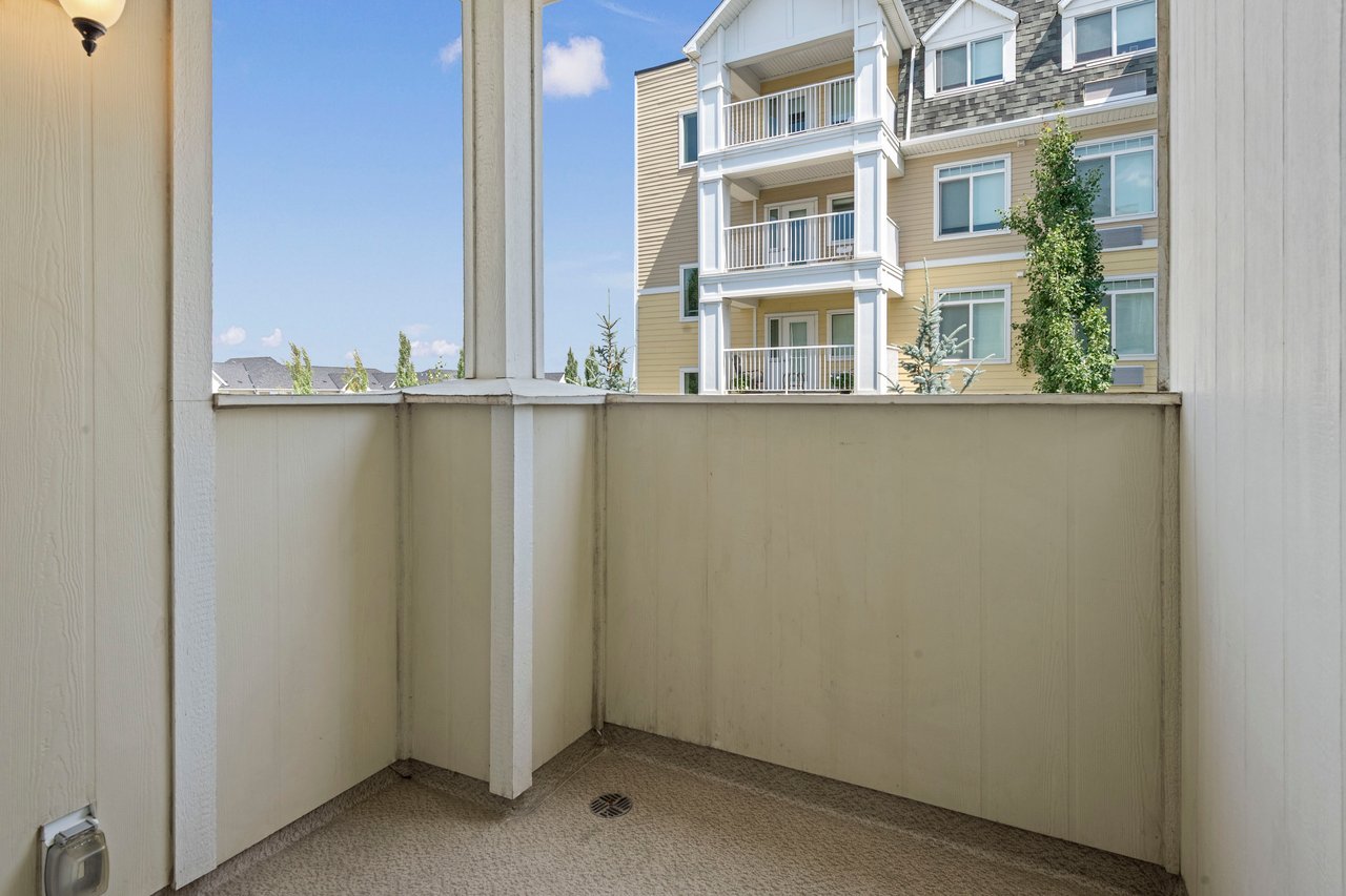 22 Auburn Bay Link SE Unit: 306