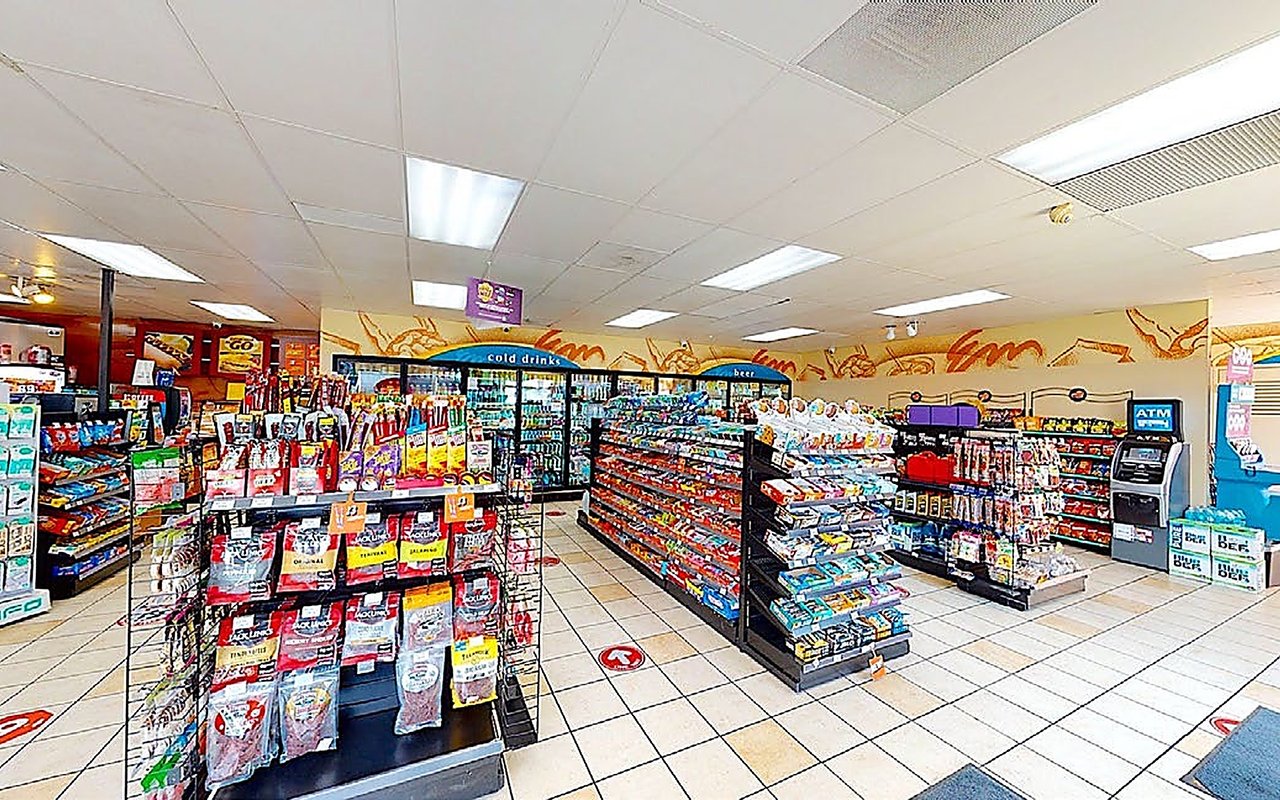 CrossRoad Chevron - Watsonville